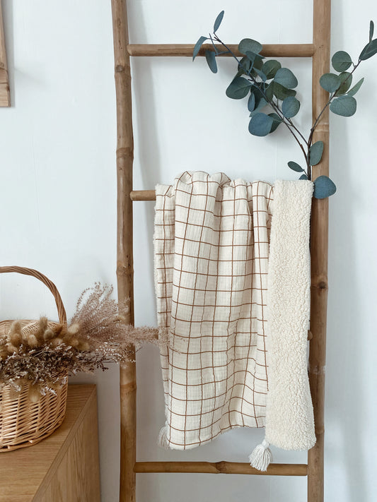 Couverture bébé en gaze de coton GRANDS CARREAUX