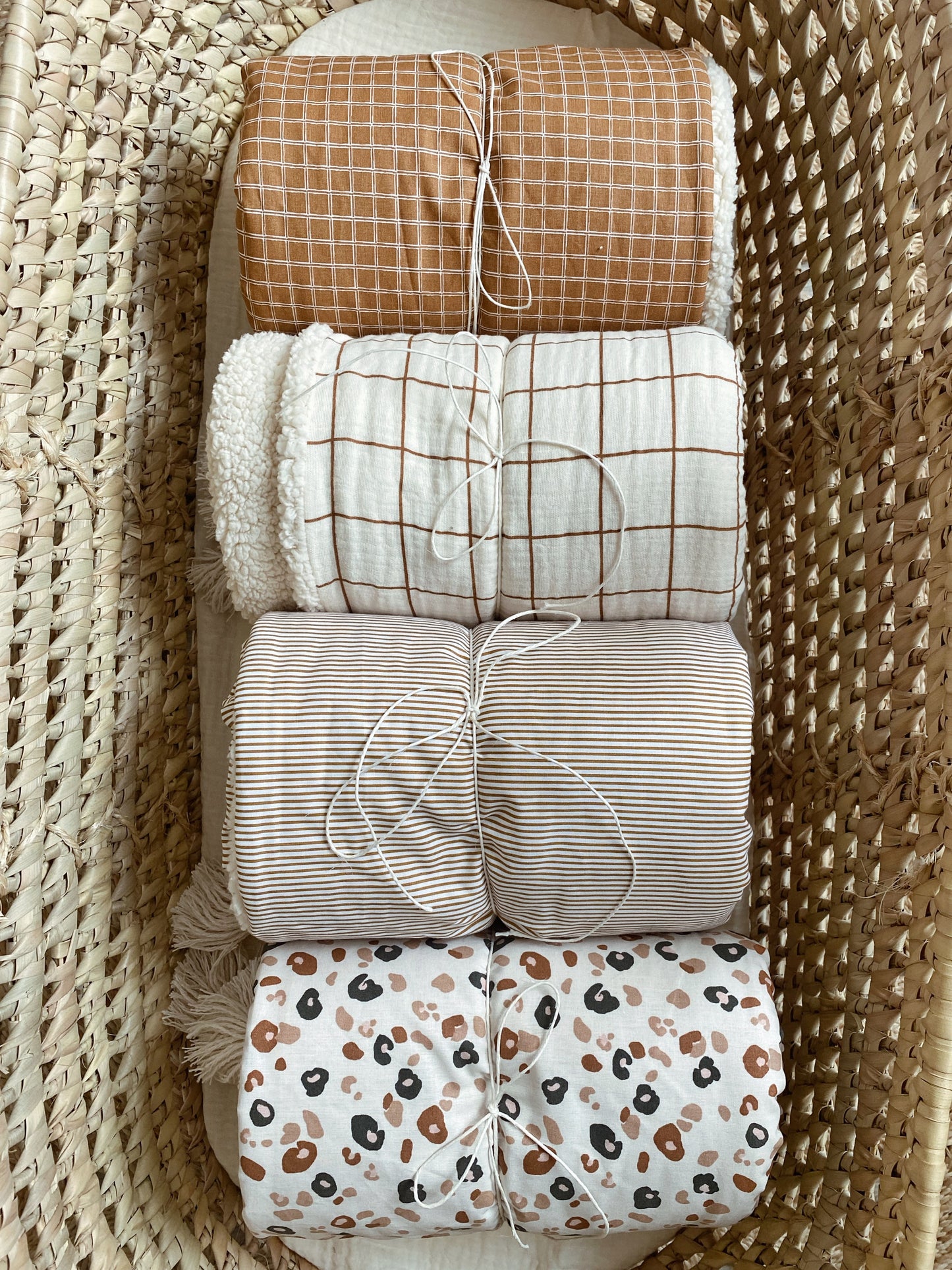 Customizable baby and child blanket