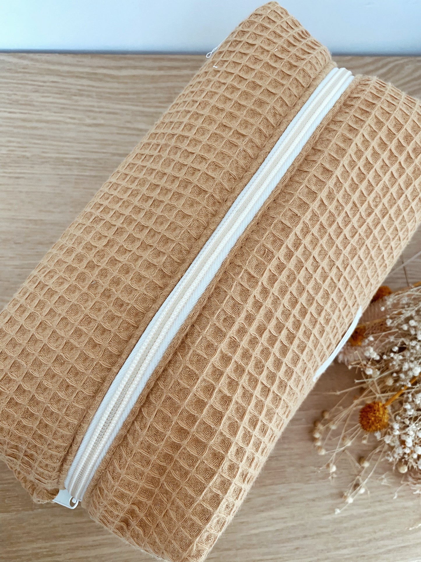 Customizable honeycomb toiletry bag