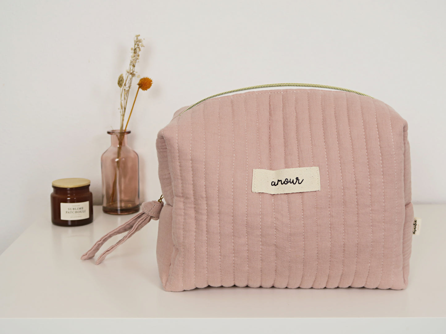 Customizable toiletry bag