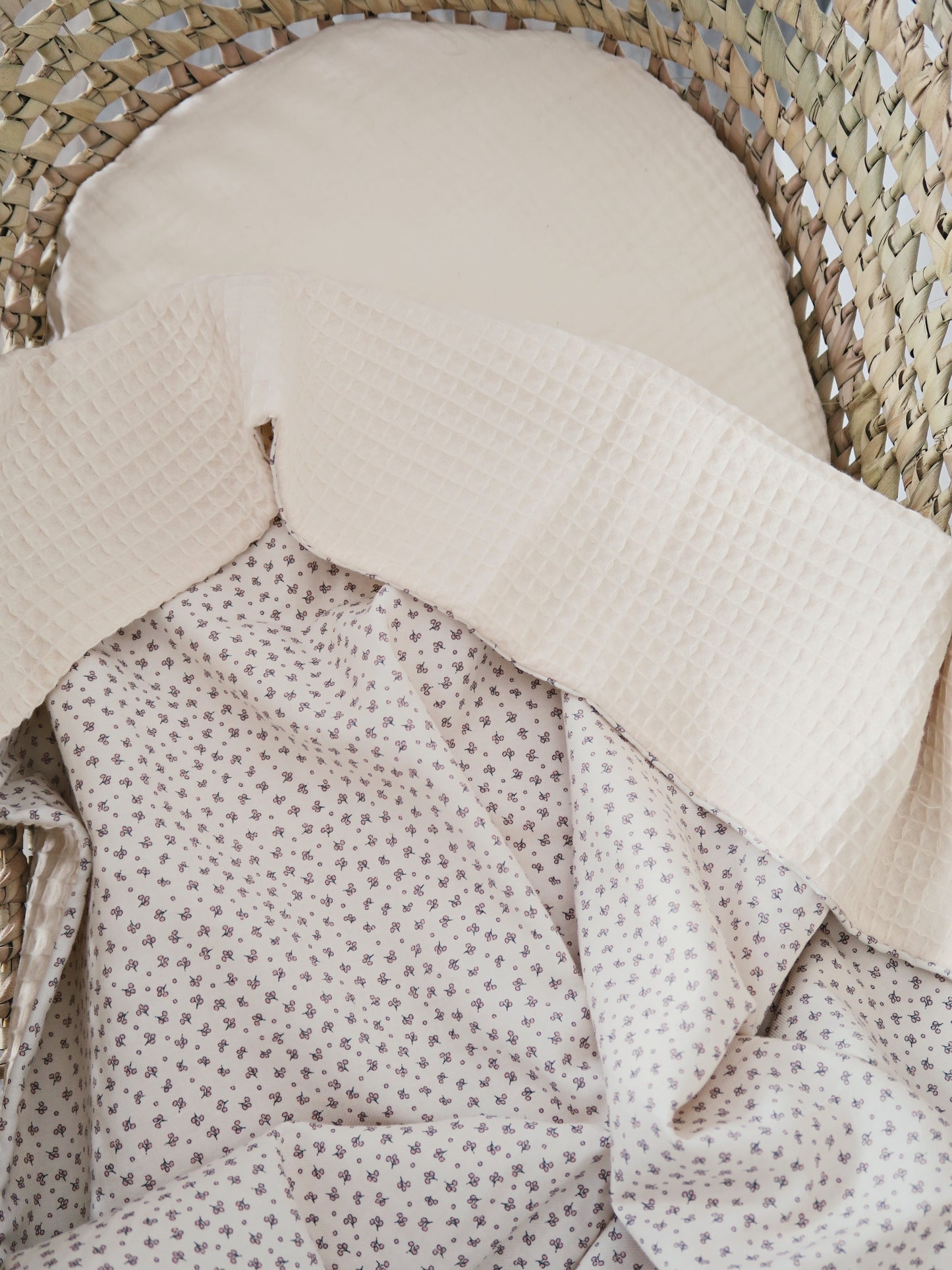 Customizable baby and child blanket