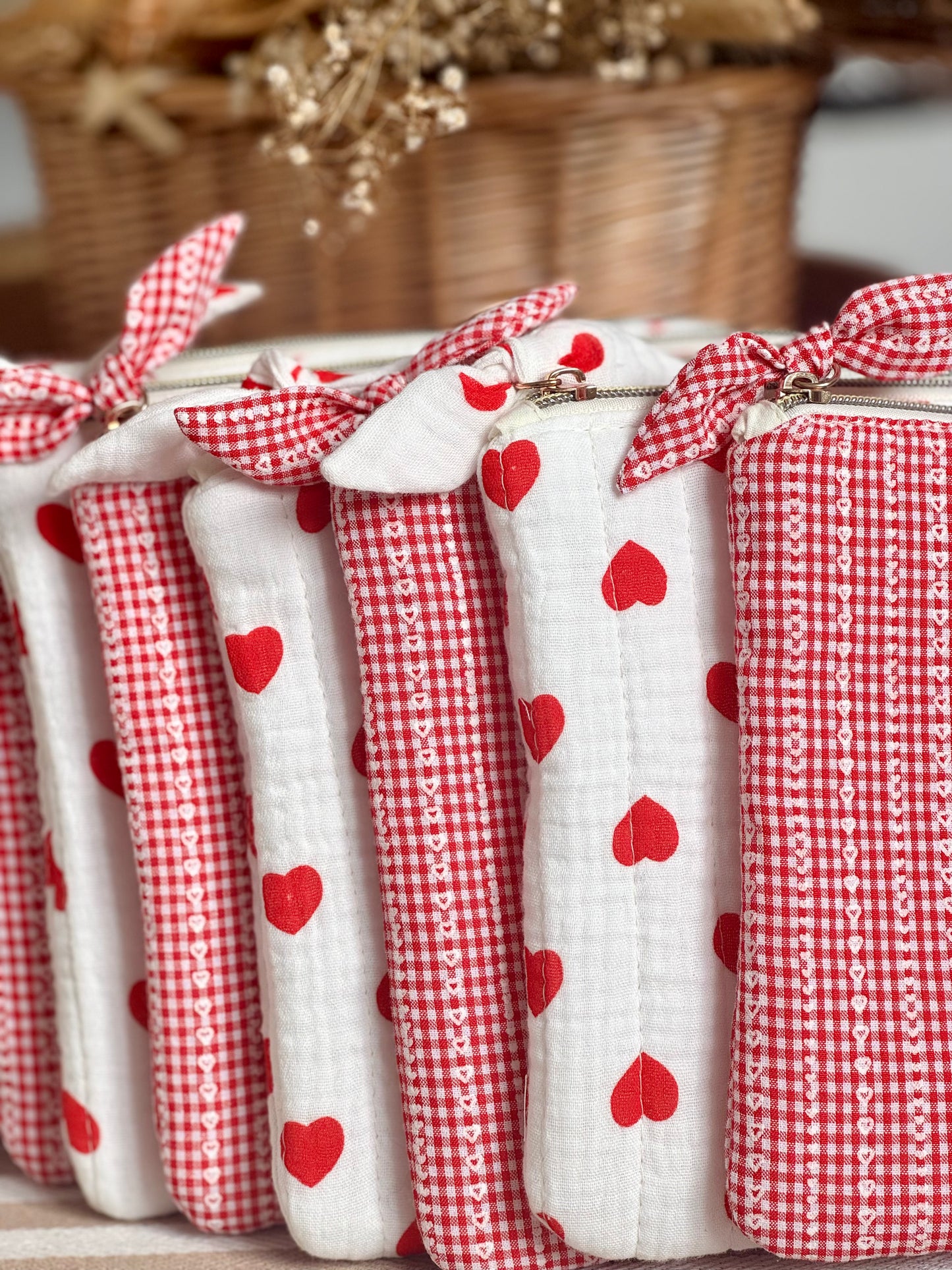 Pochette plate en gaze de coton COEUR ROUGE