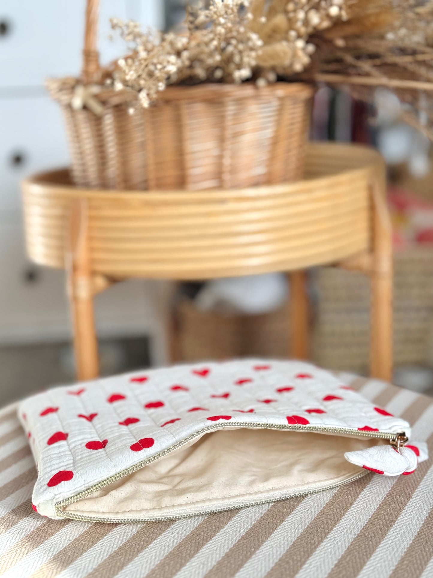 Pochette plate en gaze de coton COEUR ROUGE