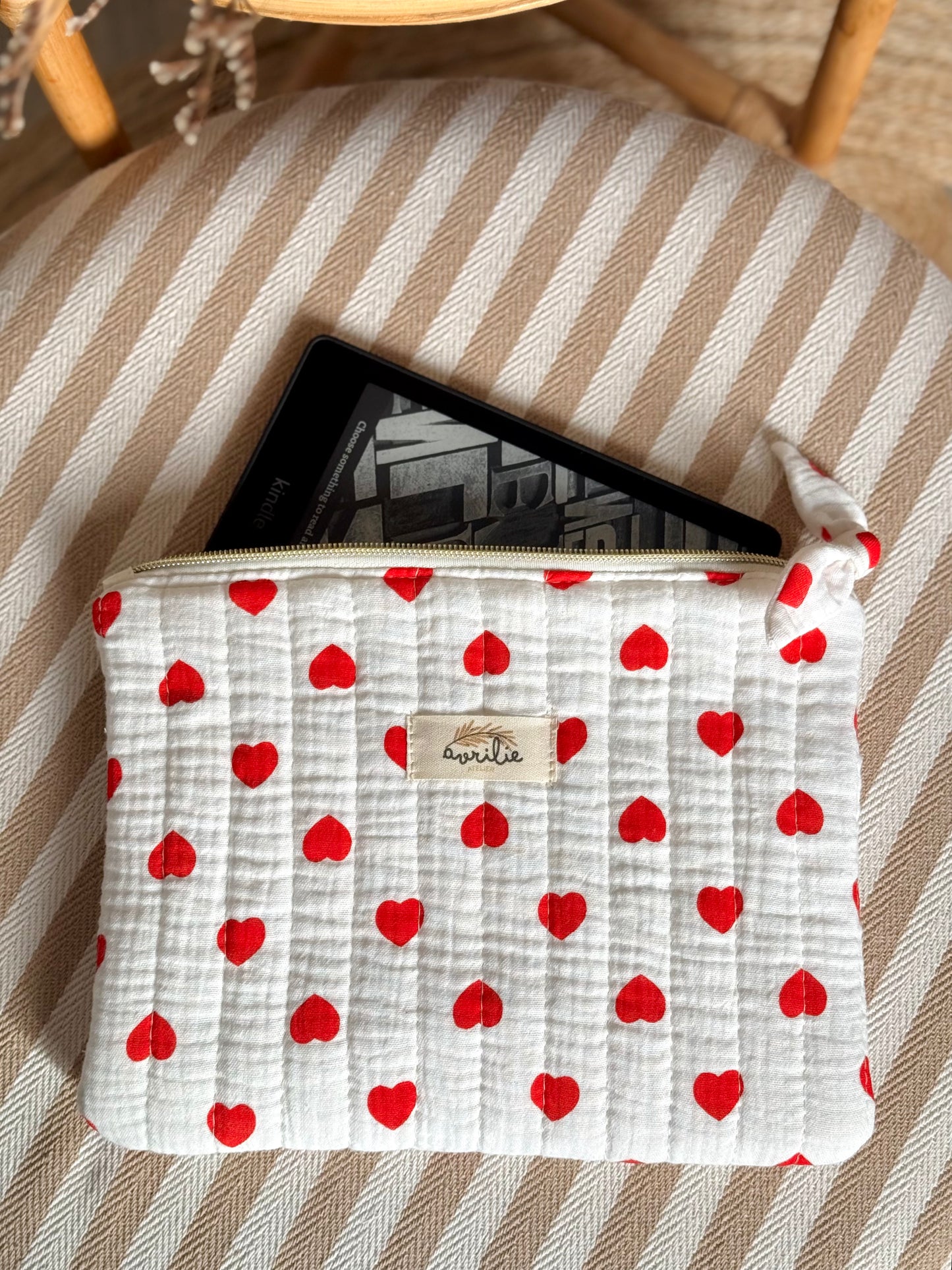 Pochette plate en gaze de coton COEUR ROUGE
