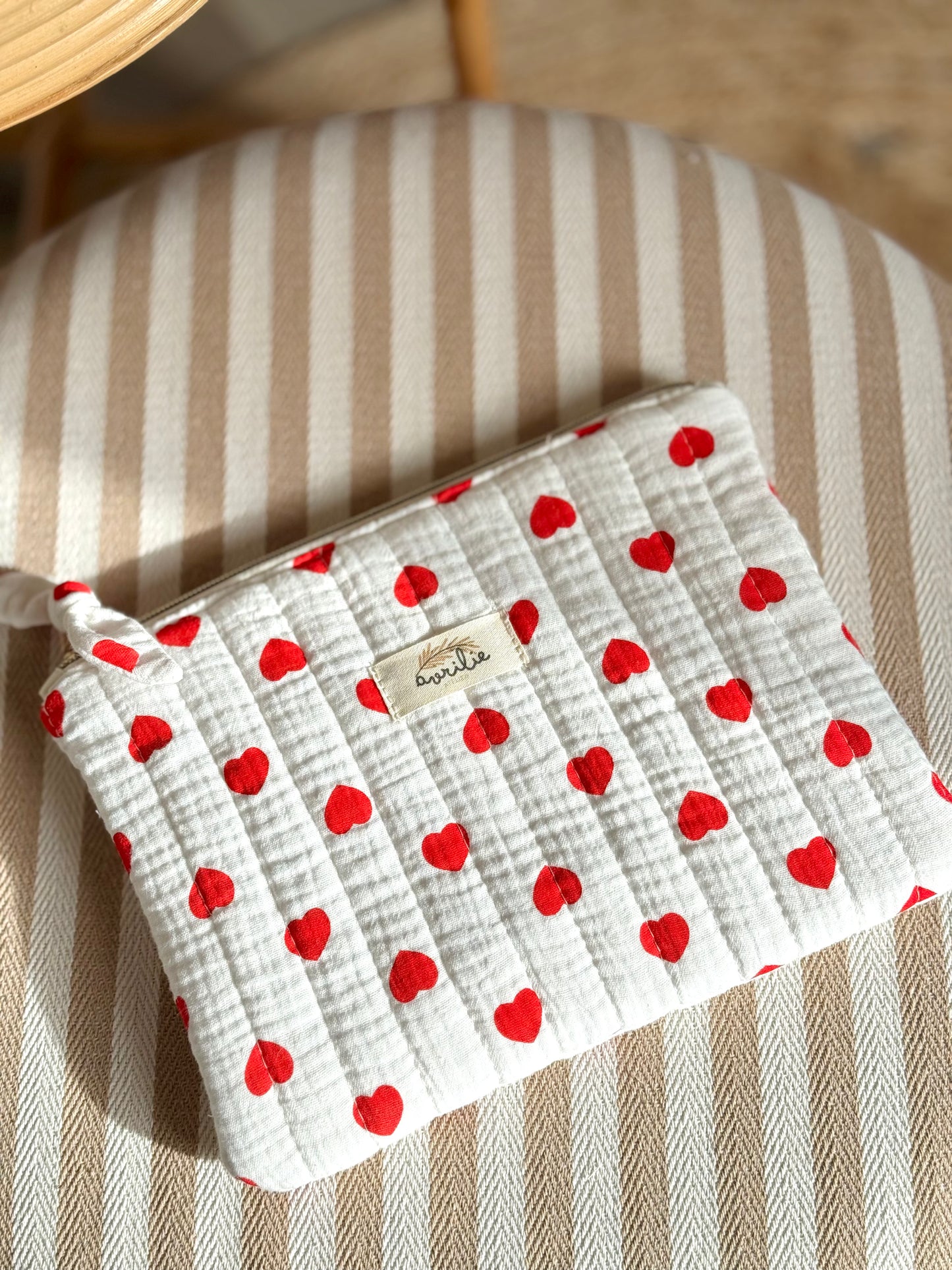 Pochette plate en gaze de coton COEUR ROUGE