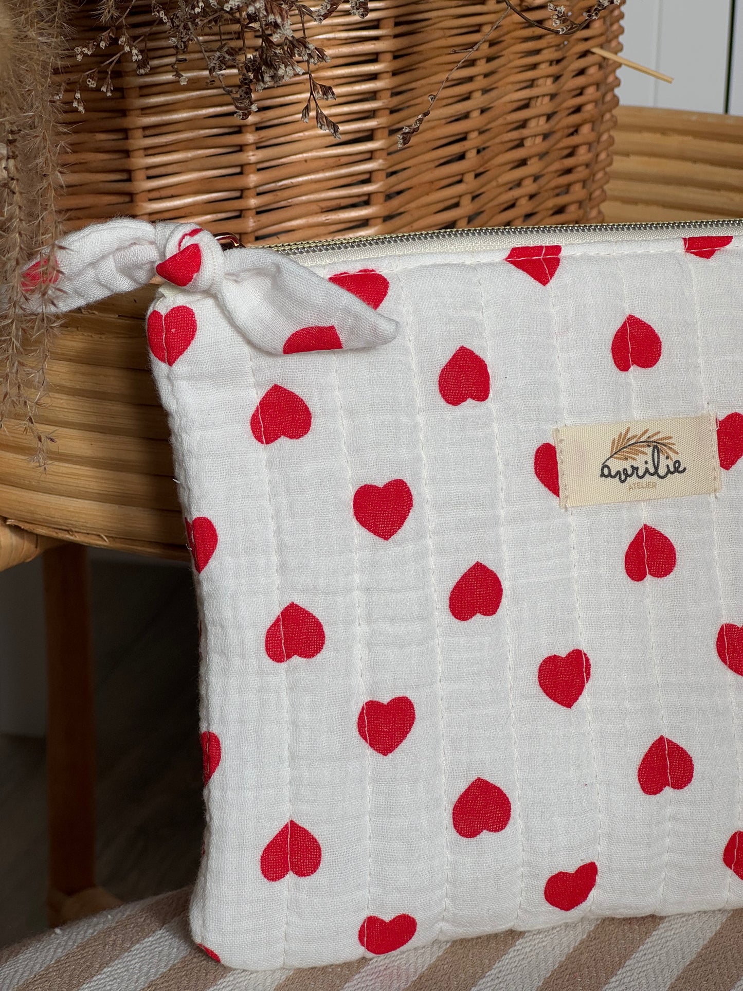 Pochette plate en gaze de coton COEUR ROUGE