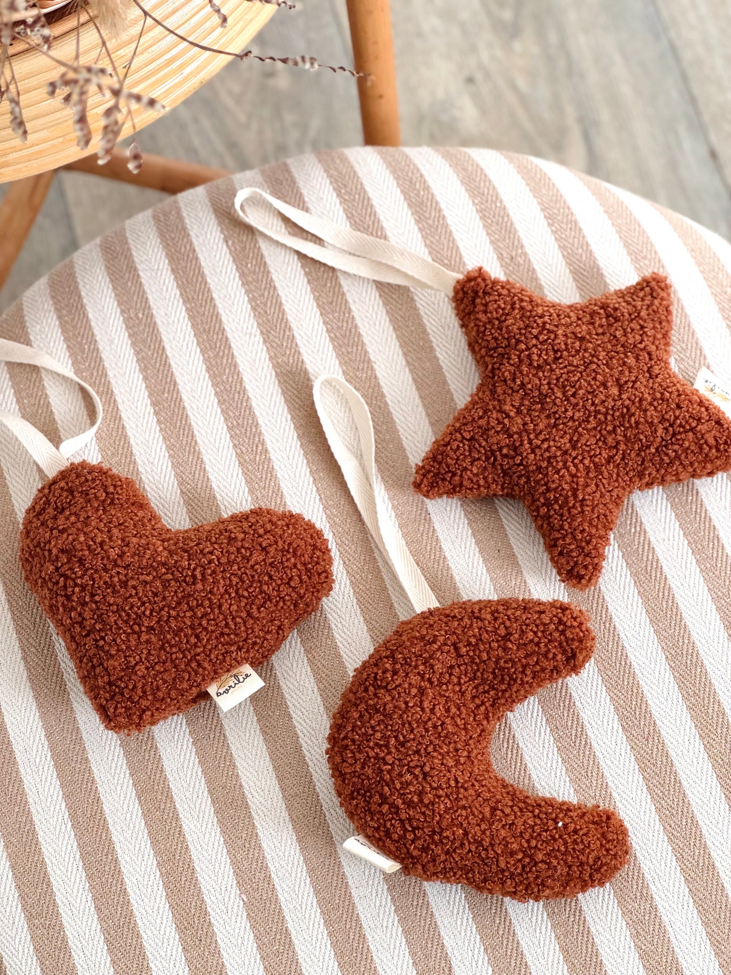 Peluche lune, étoile, cœur en Teddy bouclette TOFFEE